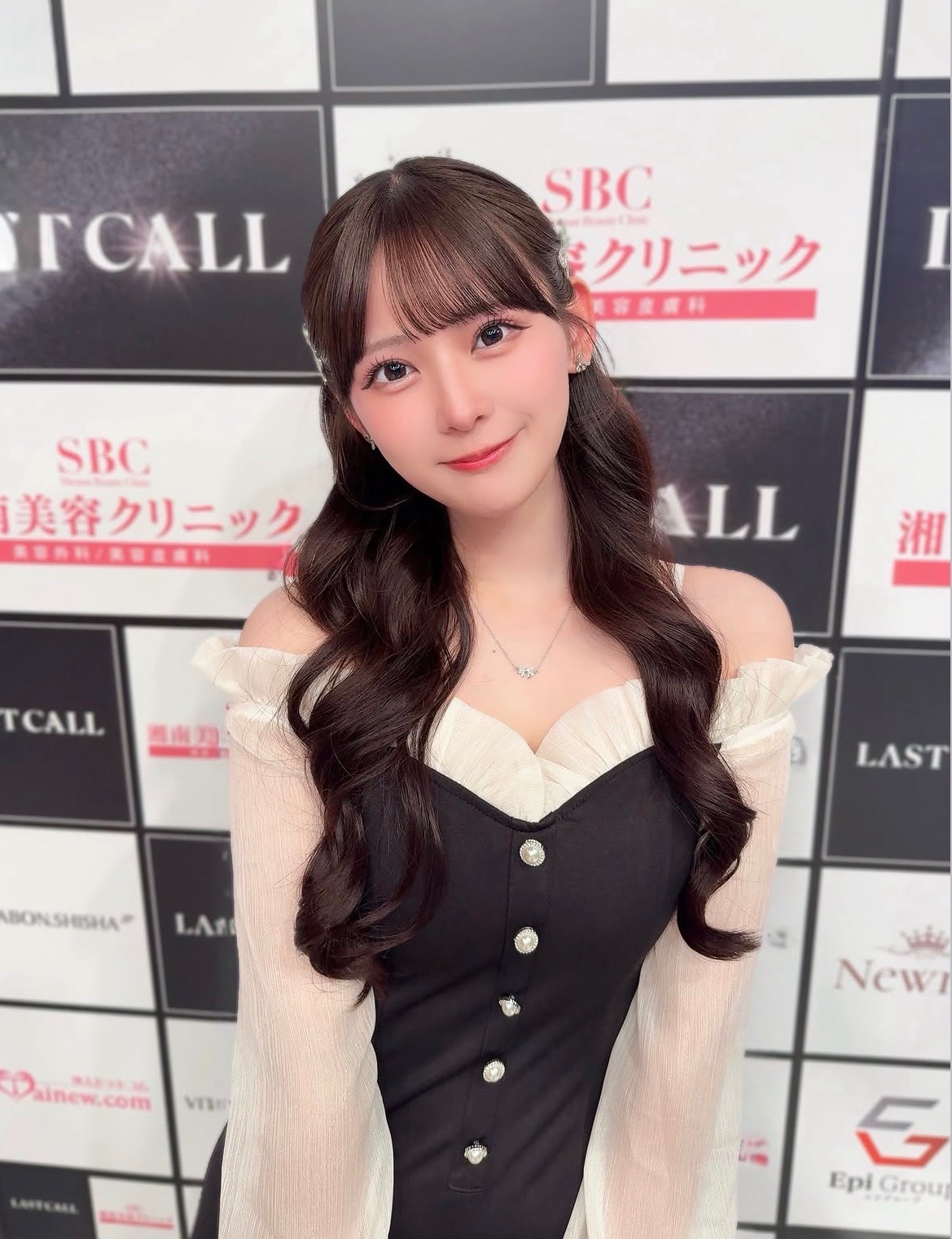 Usagi / 望月うさぎ featured content